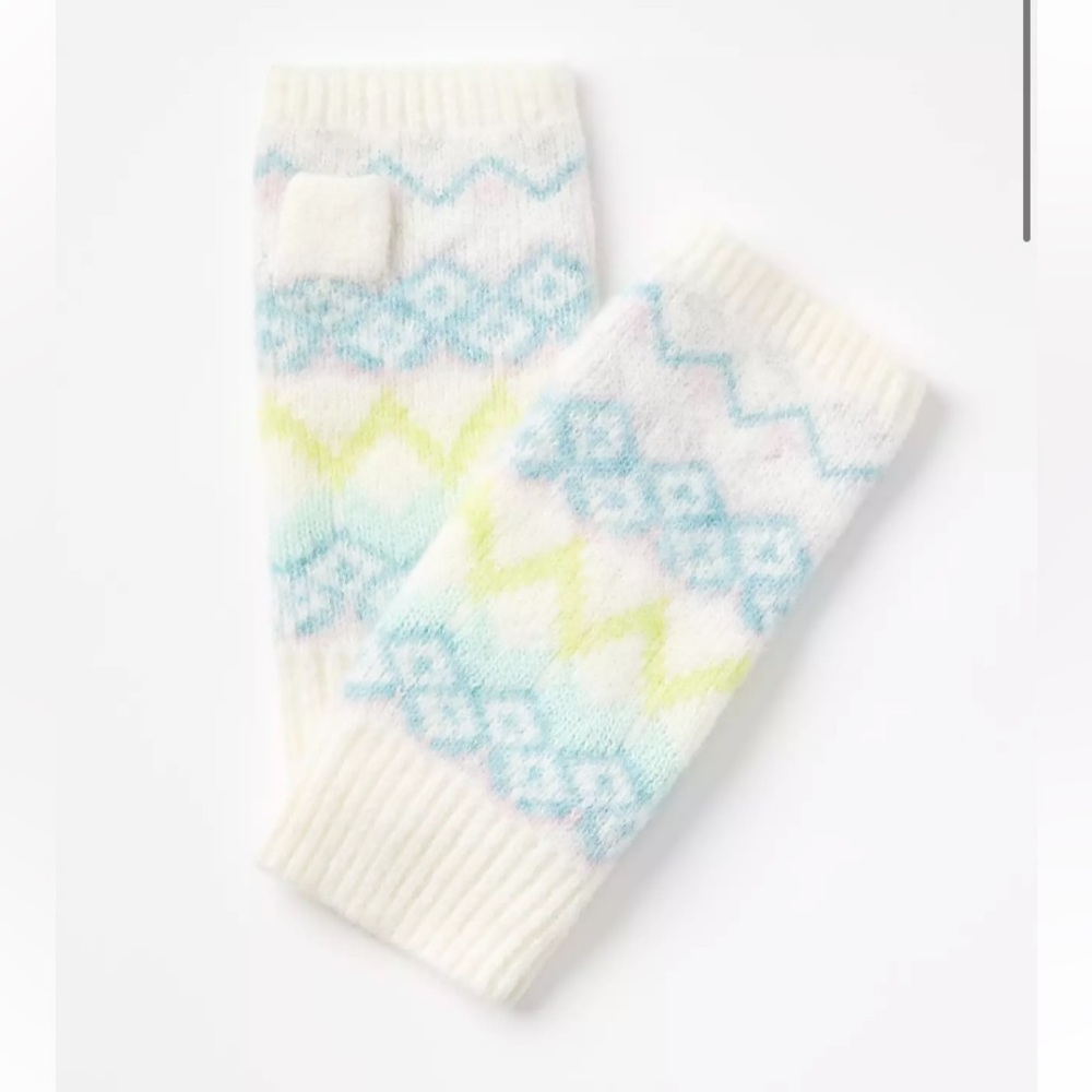 LOFT NWT Fair Isle Fingerlessโ Gloves